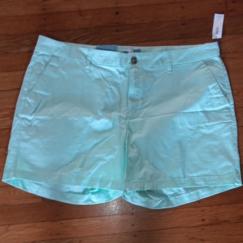 Old Navy Mint Green Women's Chino Shorts